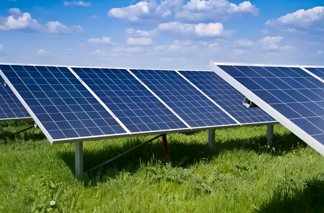 “三桶油”齐聚光伏赛道,石油巨头们在能源转型上使出新招数!