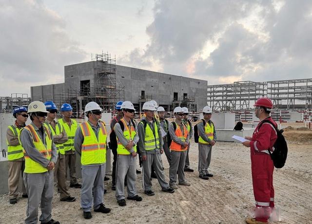 中国化学工程承建阿曼杜库姆炼油厂项目正式开工  中国化学工程承建阿曼杜库姆炼油厂项目正式开工