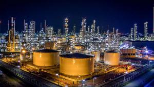 应对疫情下的低油价,这些国际油气巨头开始勒紧裤腰带