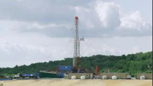 傅成玉:四大原因导致油价暴跌,20-23美元/桶是一个好价格