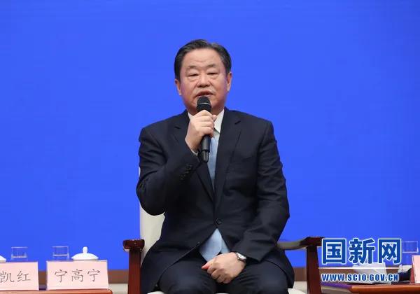 宁高宁首次表态“两化”合并:正在进行中 宁高宁首次表态“两化”合并:正在进行中