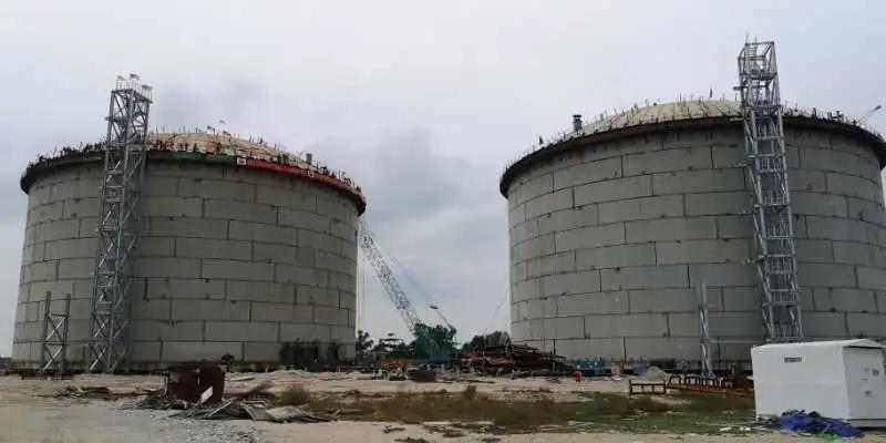 寰球公司马来西亚巴生港低温储罐接收站项目第二台储罐成功升顶 寰球公司马来西亚巴生港低温储罐接收站项目第二台储罐成功升顶