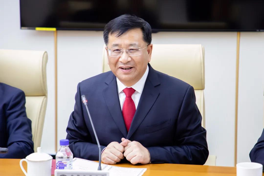 强强联合!中国化学与万华化学签署战略合作协议 强强联合!中国化学与万华化学签署战略合作协议