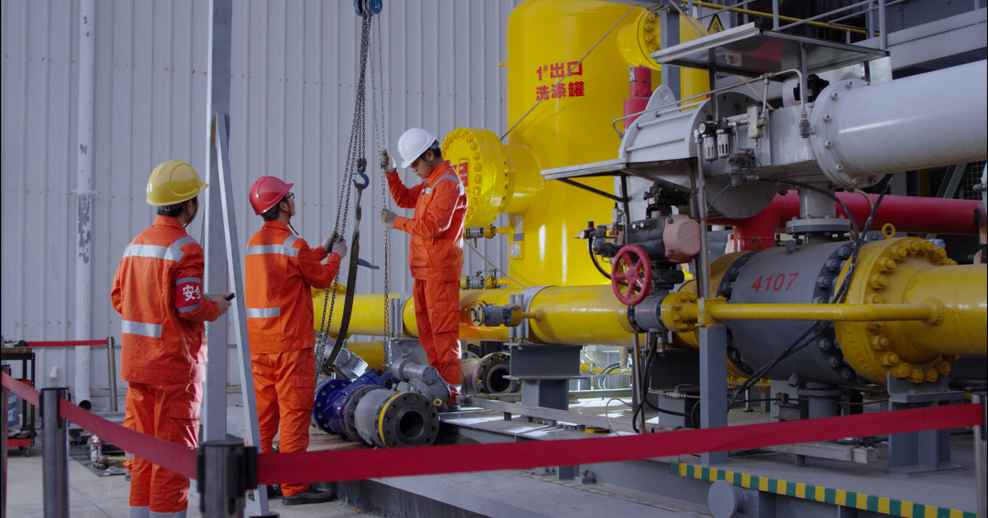 严寒里的暖流 严寒里的暖流