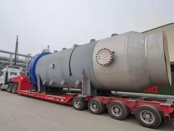 72个小时横跨四省,这台大型设备到货! 72个小时横跨四省,这台大型设备到货!