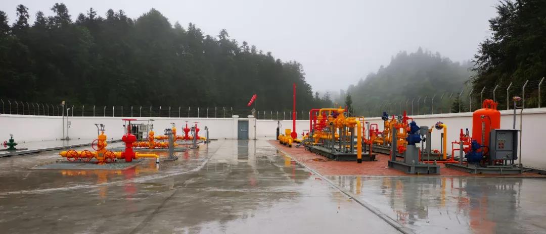 相国寺储气库12号注采站投运,西南最大天然气“粮仓”再添“底气” 相国寺储气库12号注采站投运,西南最大天然气“粮仓”再添“底气”