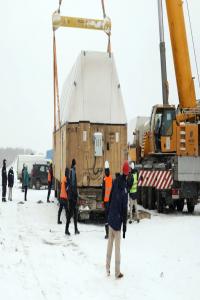 聚焦 | 零下20多度,2套压缩机组运抵AGPP项目四期现场