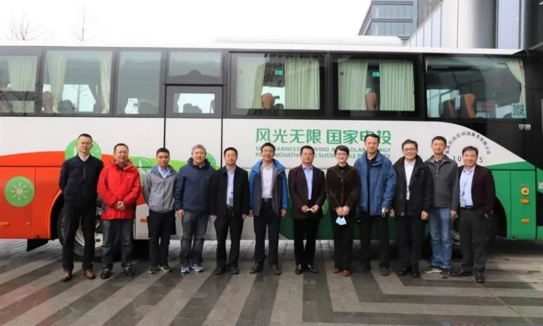 国家能源局科技装备司司长刘德顺调研国氢科技 国家能源局科技装备司司长刘德顺调研国氢科技