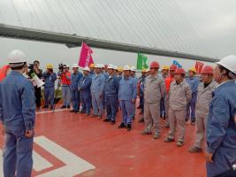 中石化炼化工程起运公司解“化工围江”困境,助绿色发展