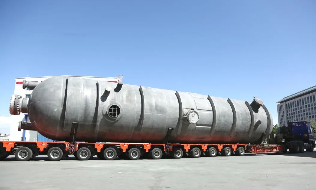 兰石重装:从8810到8120 国产替代再发力 兰石重装:从8810到8120 国产替代再发力