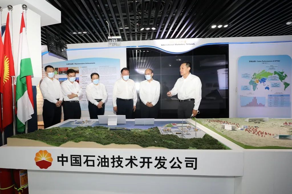 中国石油集团公司董事长戴厚良到公司调研 中国石油集团公司董事长戴厚良到公司调研