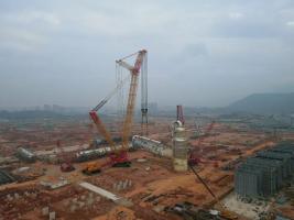 4000吨履带吊最新战报:埃克森美孚乙烯一期项目急冷双塔吊装就位!