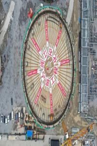 中石化宁波工程承建低温罐项目首台罐气顶升成功!