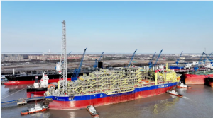 全球首艘具有碳捕集功能FPSO在上海中远海运重工顺利启航