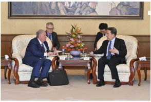 国家能源局局长王宏志会见俄罗斯石油股份公司总裁谢钦